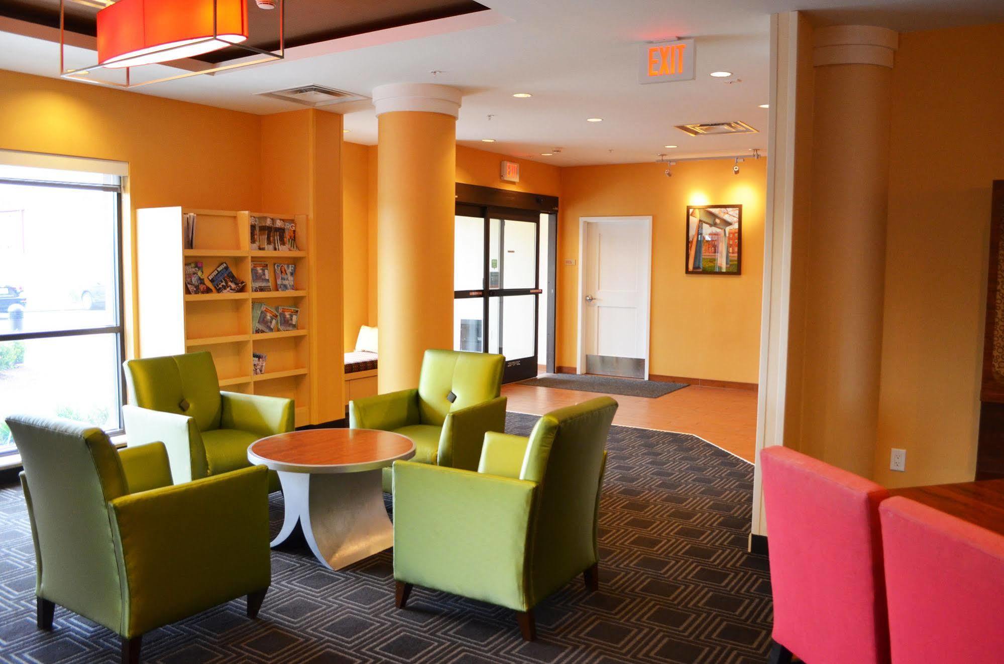 Towneplace Suites By Marriott Harrisburg West/Mechanicsburg Eksteriør billede